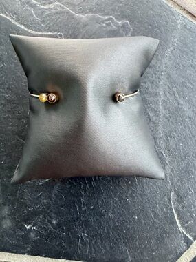 Elegant 14kt Yellow Gold Cuff Bracelet with Rose cut diamonds